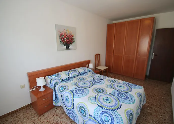 Casa Rosales 4 *